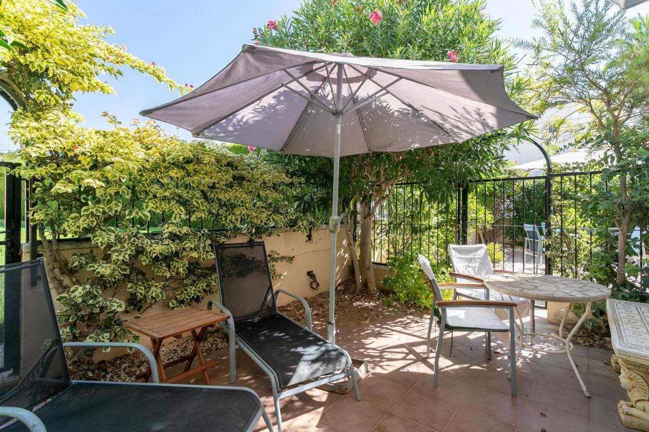 Heads 2 Holiday Homes Apartment Вилямартин Екстериор снимка