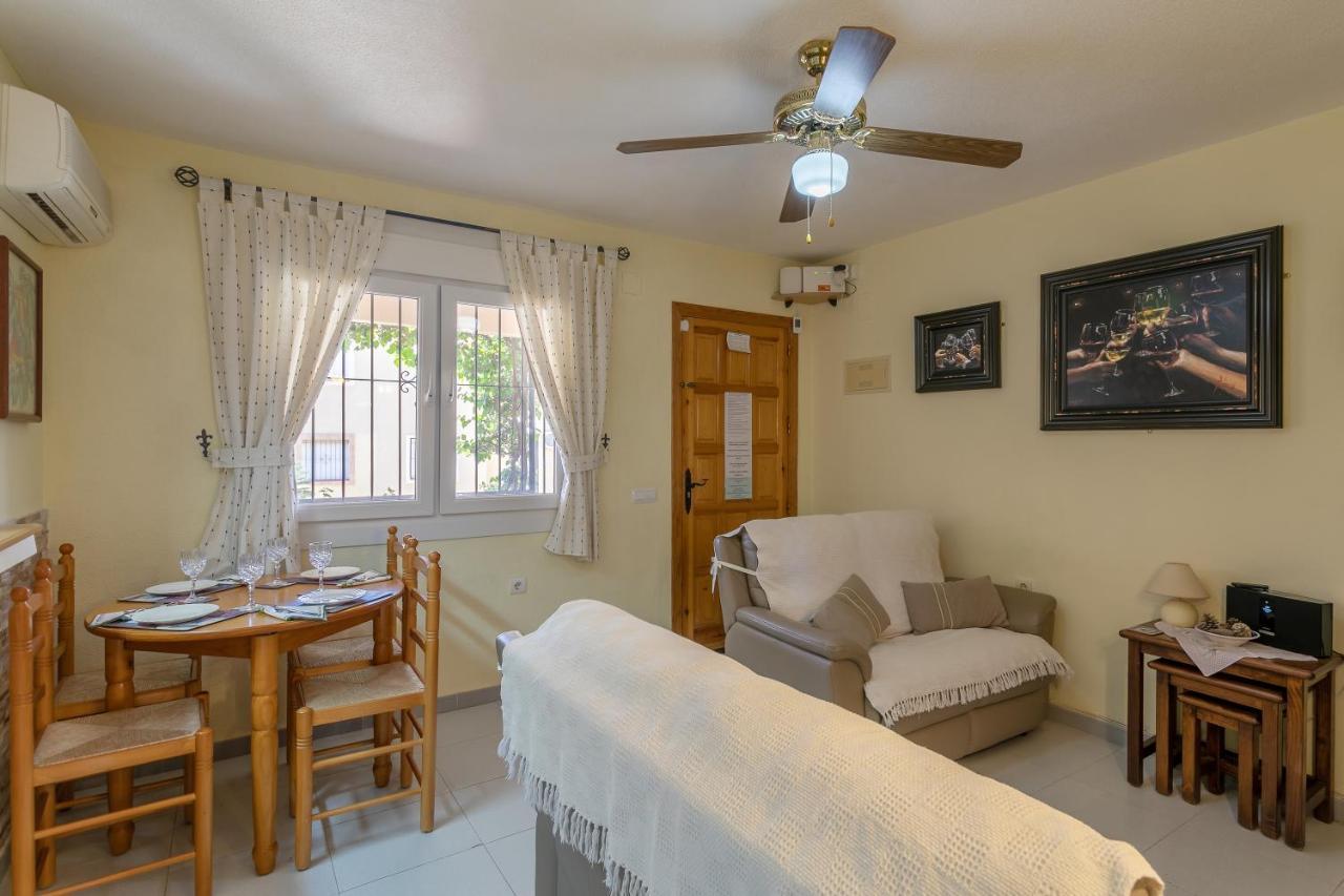 Heads 2 Holiday Homes Apartment Вилямартин Екстериор снимка