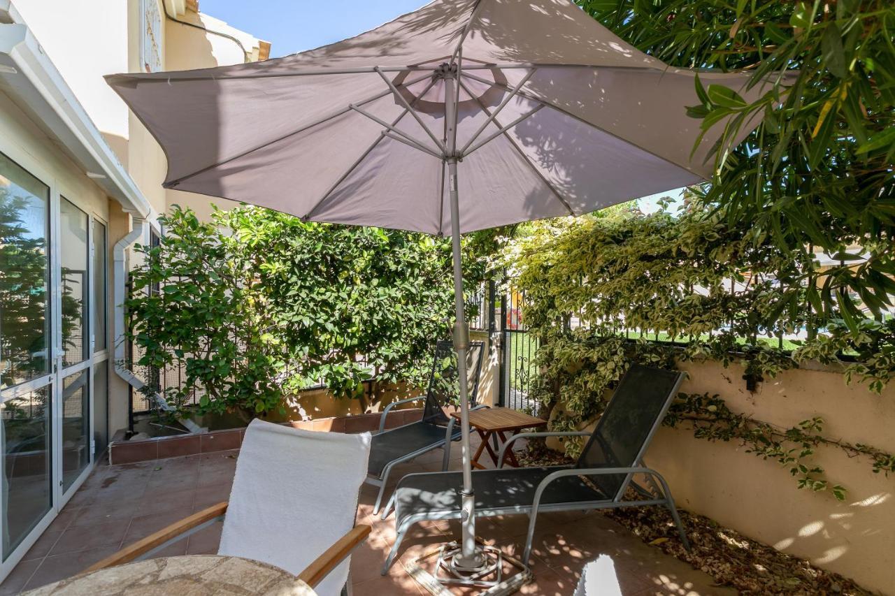 Heads 2 Holiday Homes Apartment Вилямартин Екстериор снимка