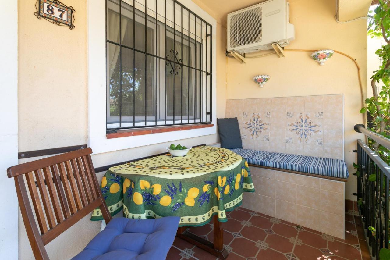 Heads 2 Holiday Homes Apartment Вилямартин Екстериор снимка